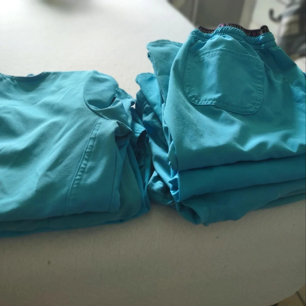 Scrub Bundle - Picture 4 of 4